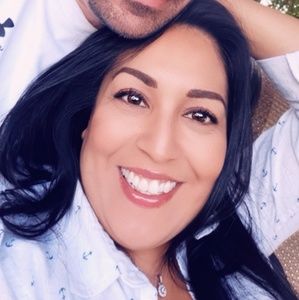 Meet your Posher, Luz elena